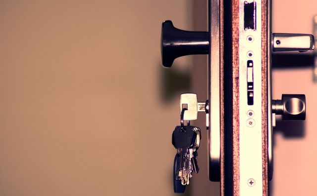 keys%20ina%20doors%20lock